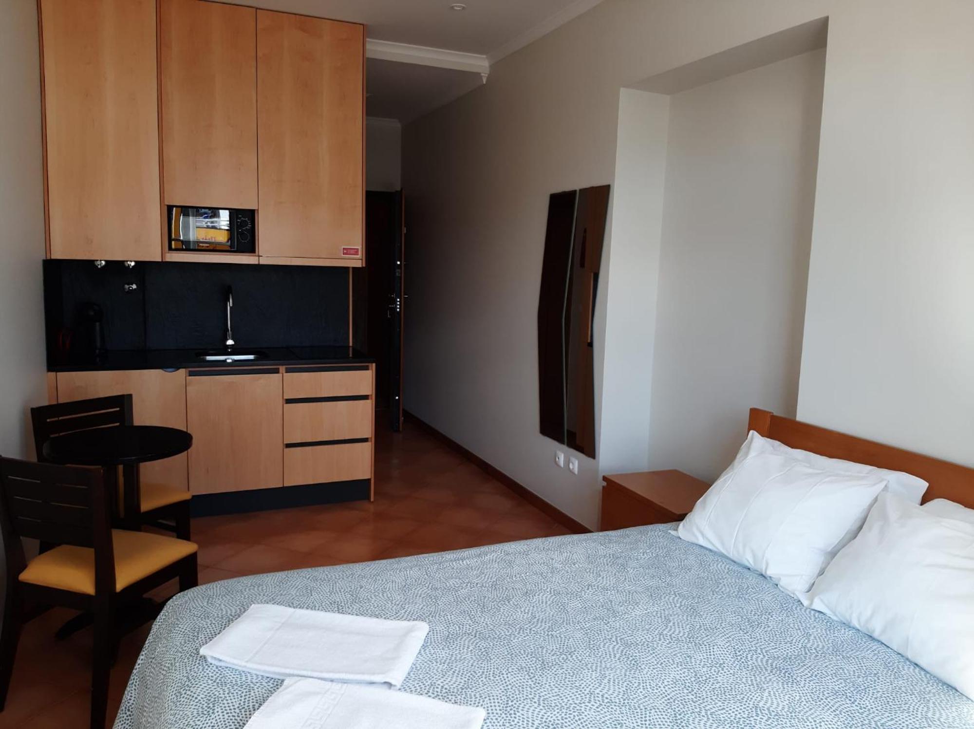 Happy Porto Hostel & Apartments Екстериор снимка