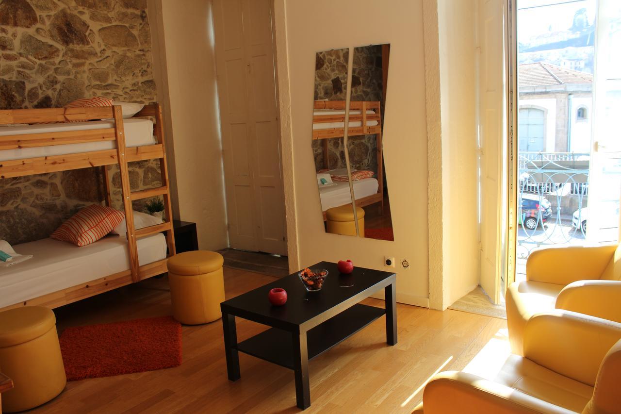Happy Porto Hostel & Apartments Екстериор снимка