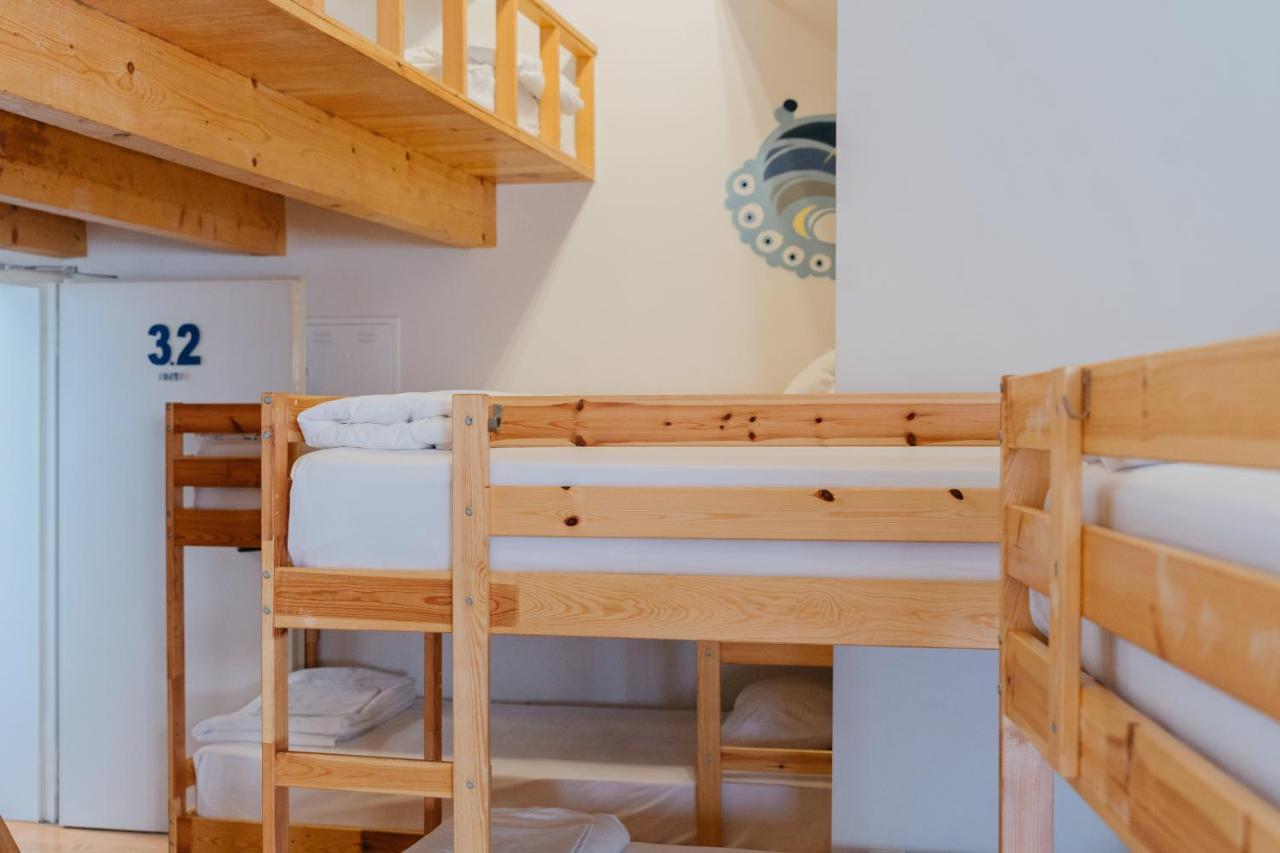 Happy Porto Hostel & Apartments Екстериор снимка
